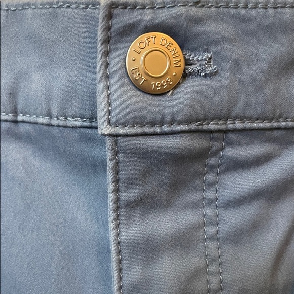 NWT LOFT Women's Straight Leg Blue Jeans - Picture 5 of 9